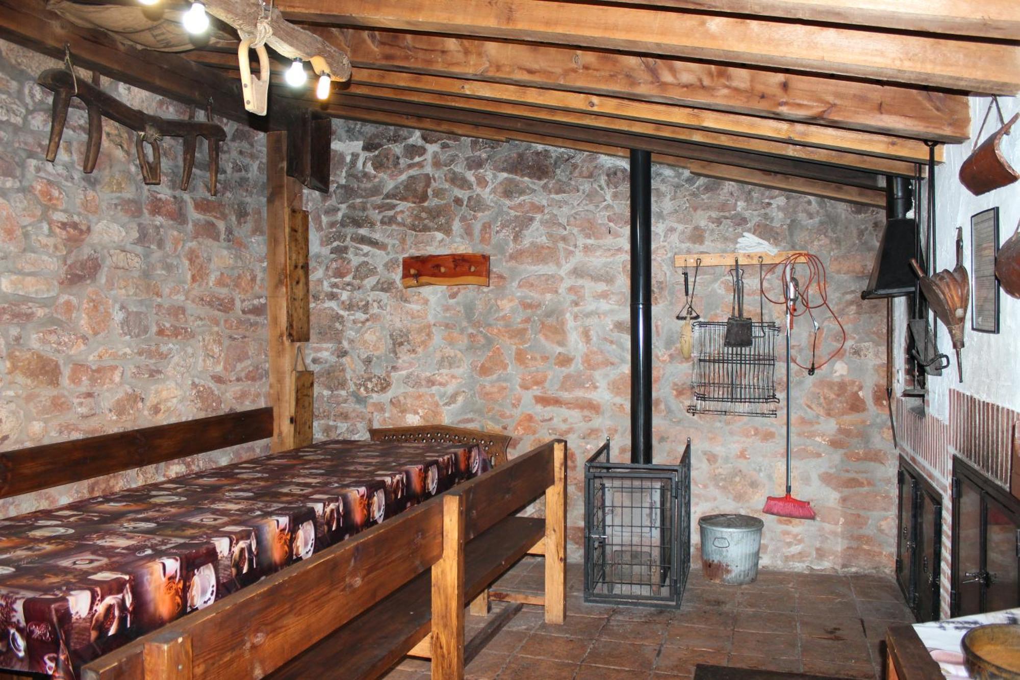 La Chimenea De Soria I Y I I Guest House Espeja de San Marcelino Eksteriør bilde
