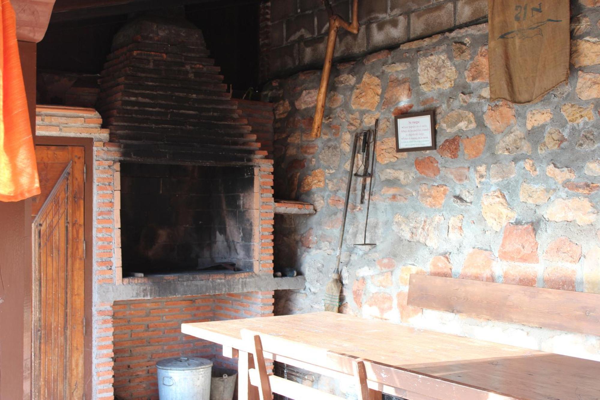 La Chimenea De Soria I Y I I Guest House Espeja de San Marcelino Eksteriør bilde
