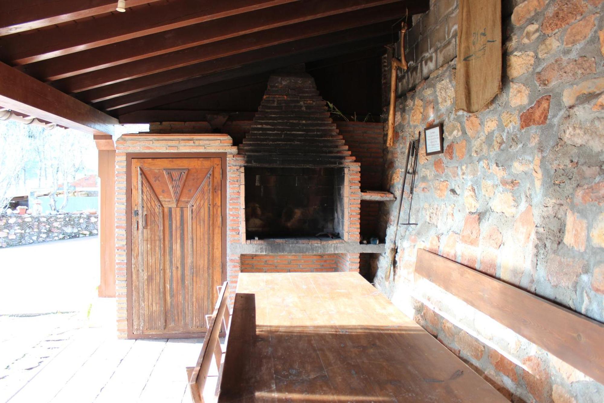 La Chimenea De Soria I Y I I Guest House Espeja de San Marcelino Eksteriør bilde